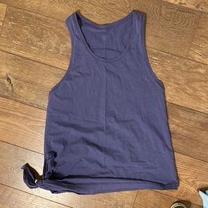 Lululemon size 6 side tie tank
